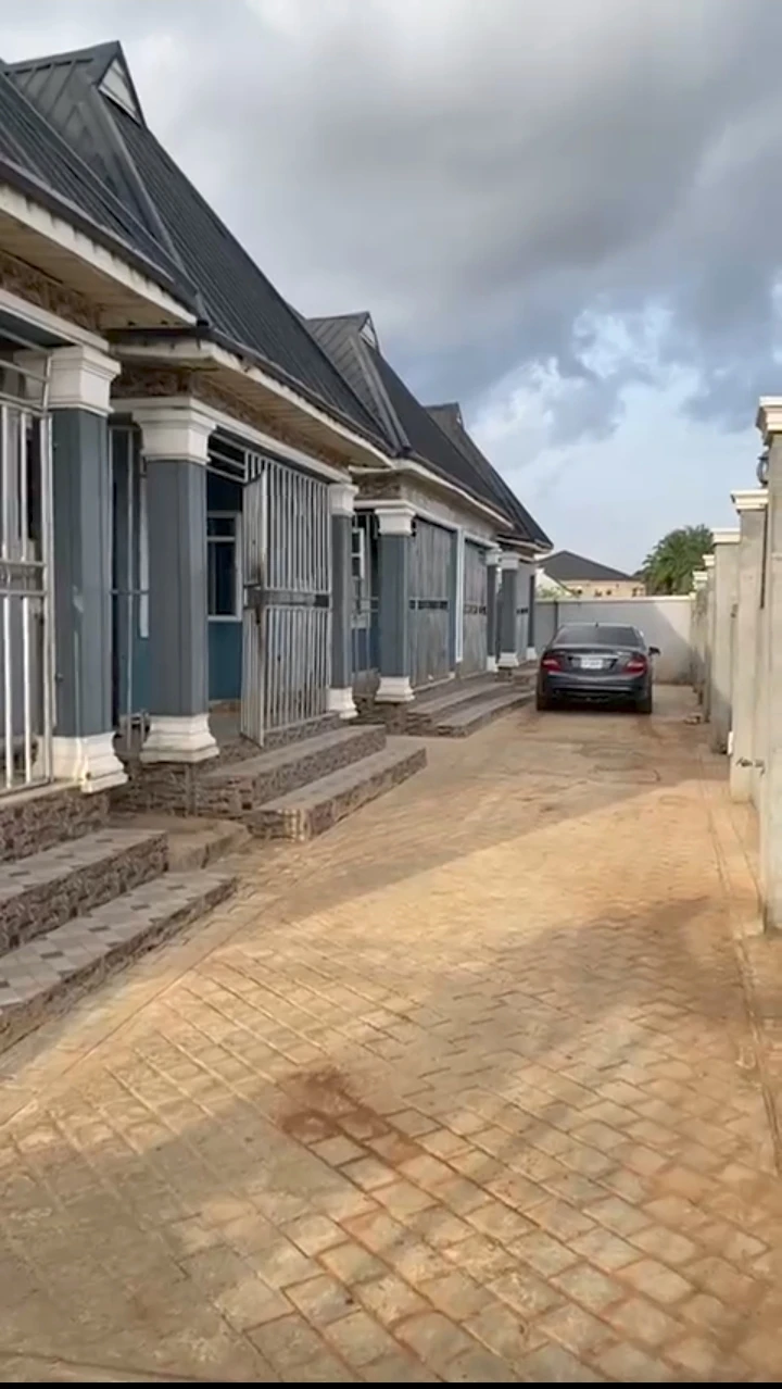 Bungalow for Sale in Obe behind winners sapele road, Edo cover picture