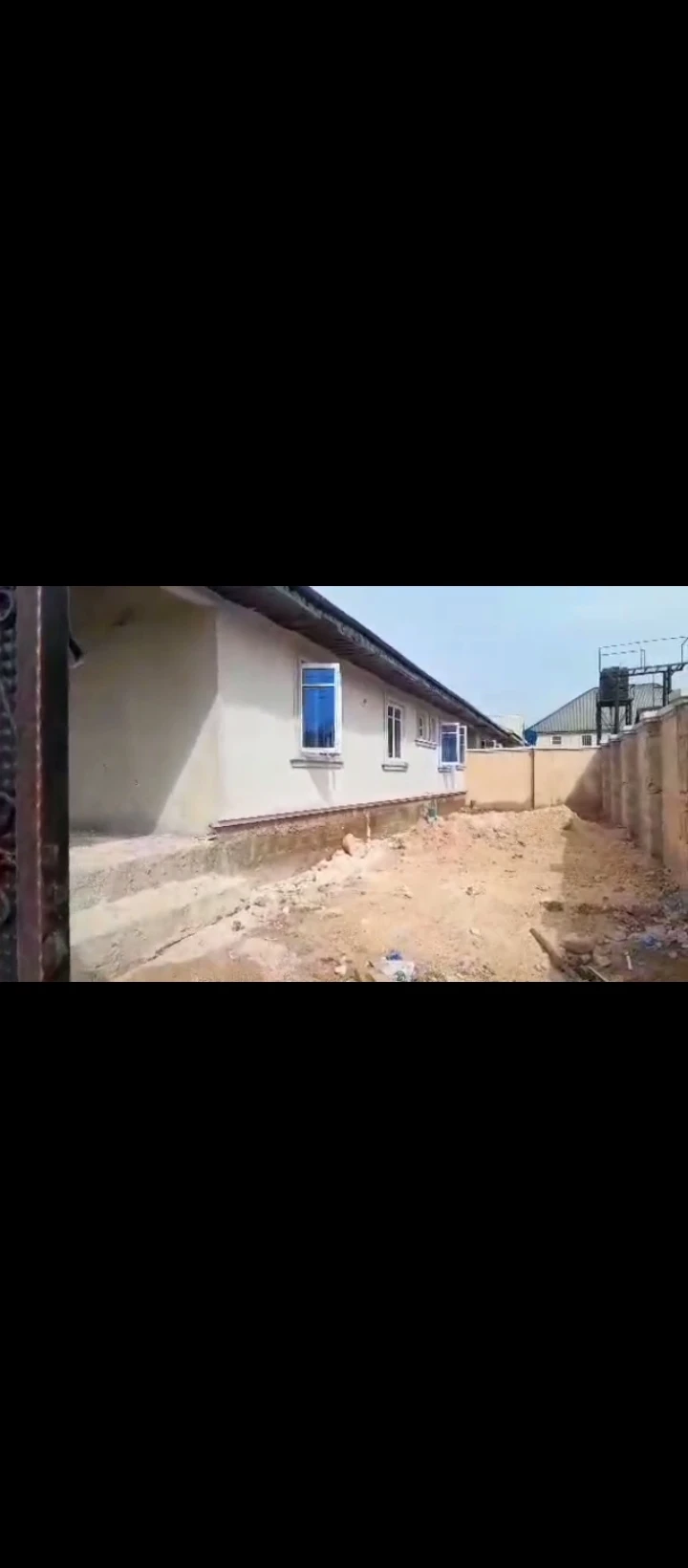 4 Bedroom Flat for Sale in Back of winners church sapele road, Edo cover picture