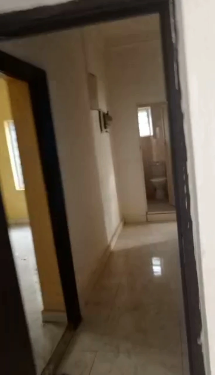 2 Bedroom Flat for Rent in Fordmart super market Street, Edo cover picture