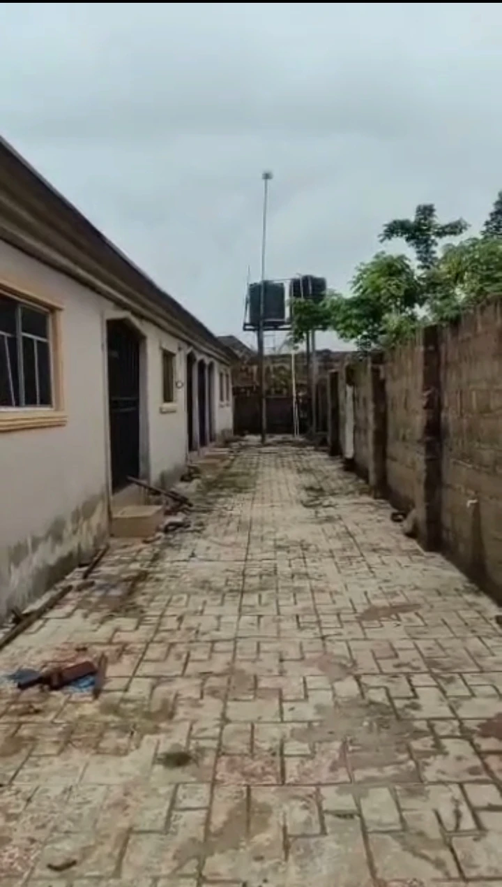 Bungalow for Sale in Ogunwenyin, Edo cover picture