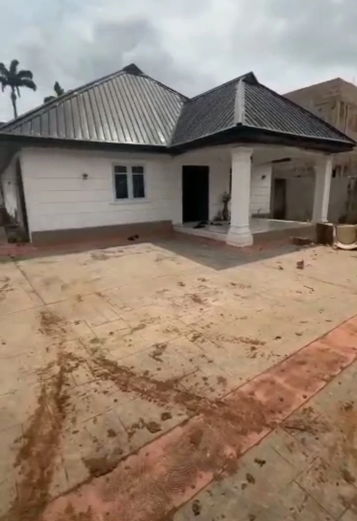 property cover photo