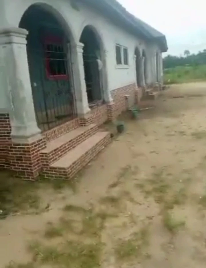 property cover photo