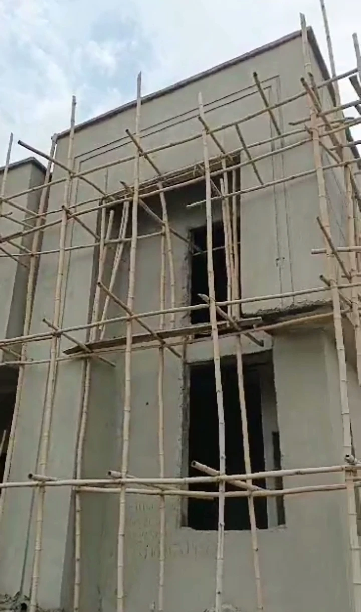 Uncompleted Building for Sale in Chalisco phase 2 off NPA road Warri Delta state, Edo cover picture
