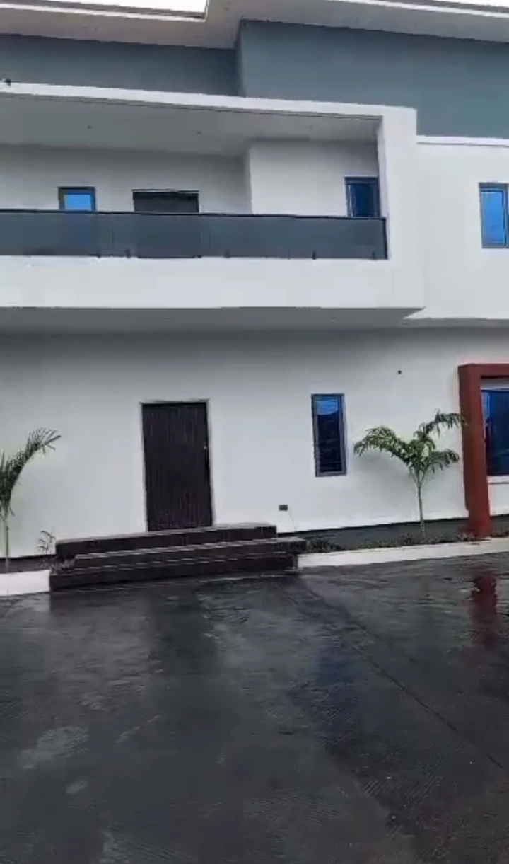 property cover photo