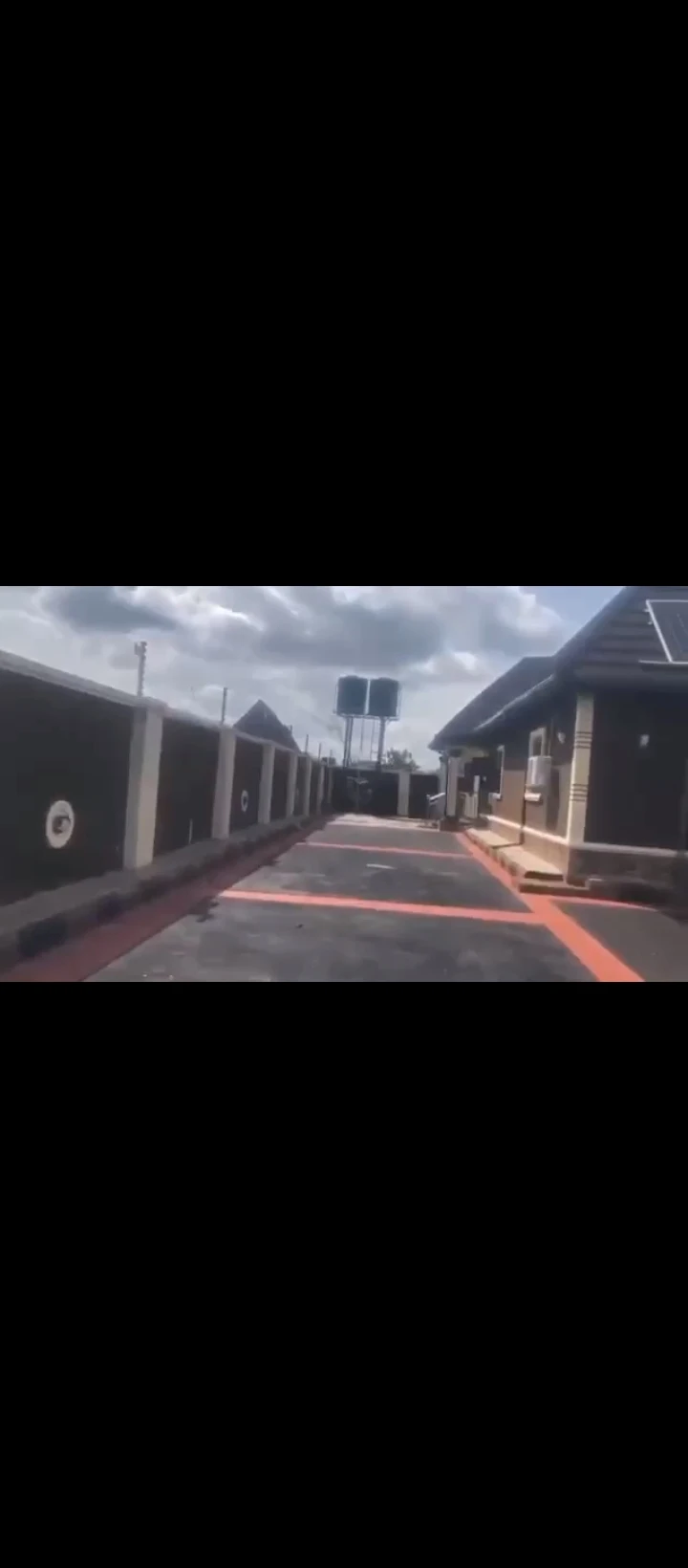 3 Bedroom Flat for Sale in Uroho community sapele road bypass, Edo cover picture