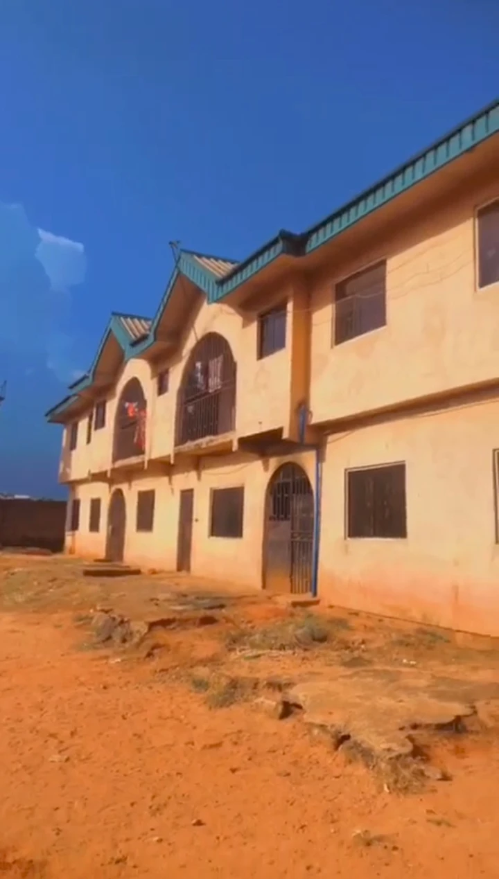 3 Bedroom Flat for Sale in Ekosodin, Edo cover picture