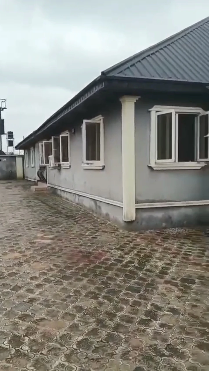 Bungalow for Sale in AMAGBA, Edo cover picture