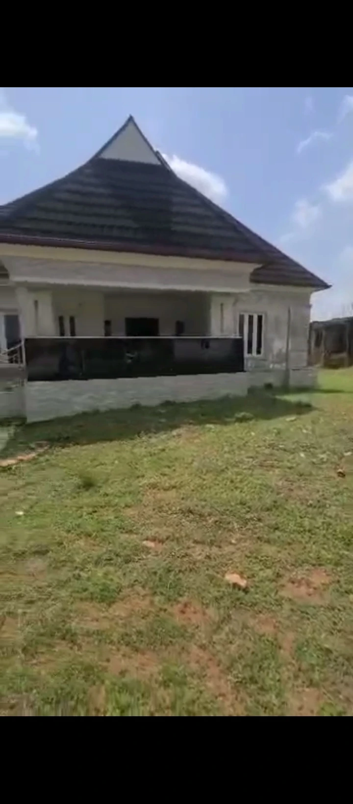 Bungalow for Sale in Obazagbor upper iriri Rd, Edo cover picture