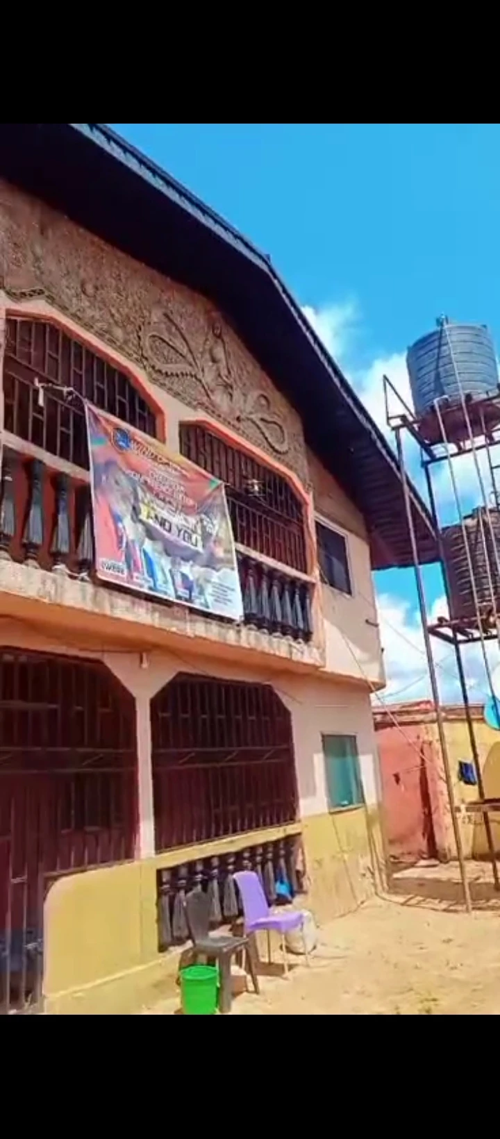 3 Bedroom Flat for Sale in Agho Ekehuaw road, Edo cover picture