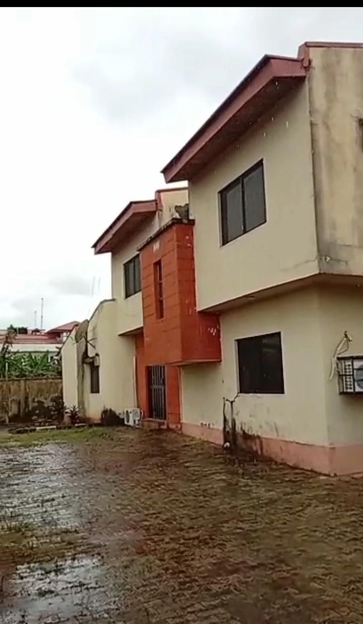 property cover photo