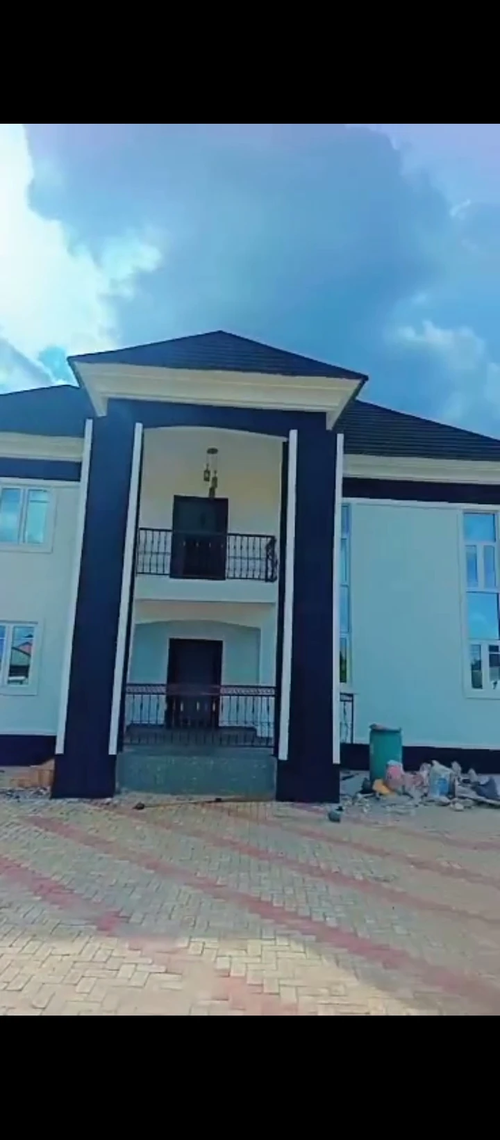 Duplex for Rent in just behind Guinness and *Cream2Go, bypass off Sapele* Road., Edo cover picture