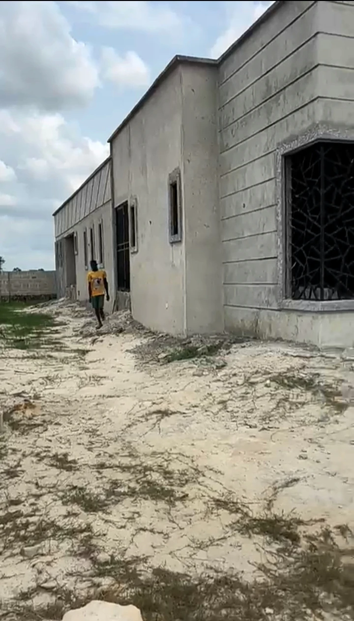 Bungalow for Sale in Udu by train station egiegi, Delta cover picture