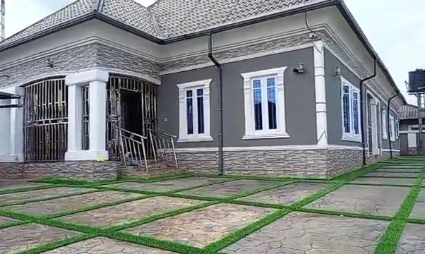 Bungalow for Sale in Evbukhu Off Sapele road Benin City, Edo cover picture