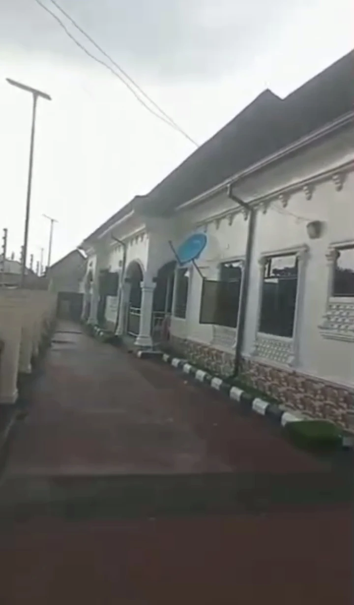 1 Bedroom Flat for Sale in Udu Warri, Delta