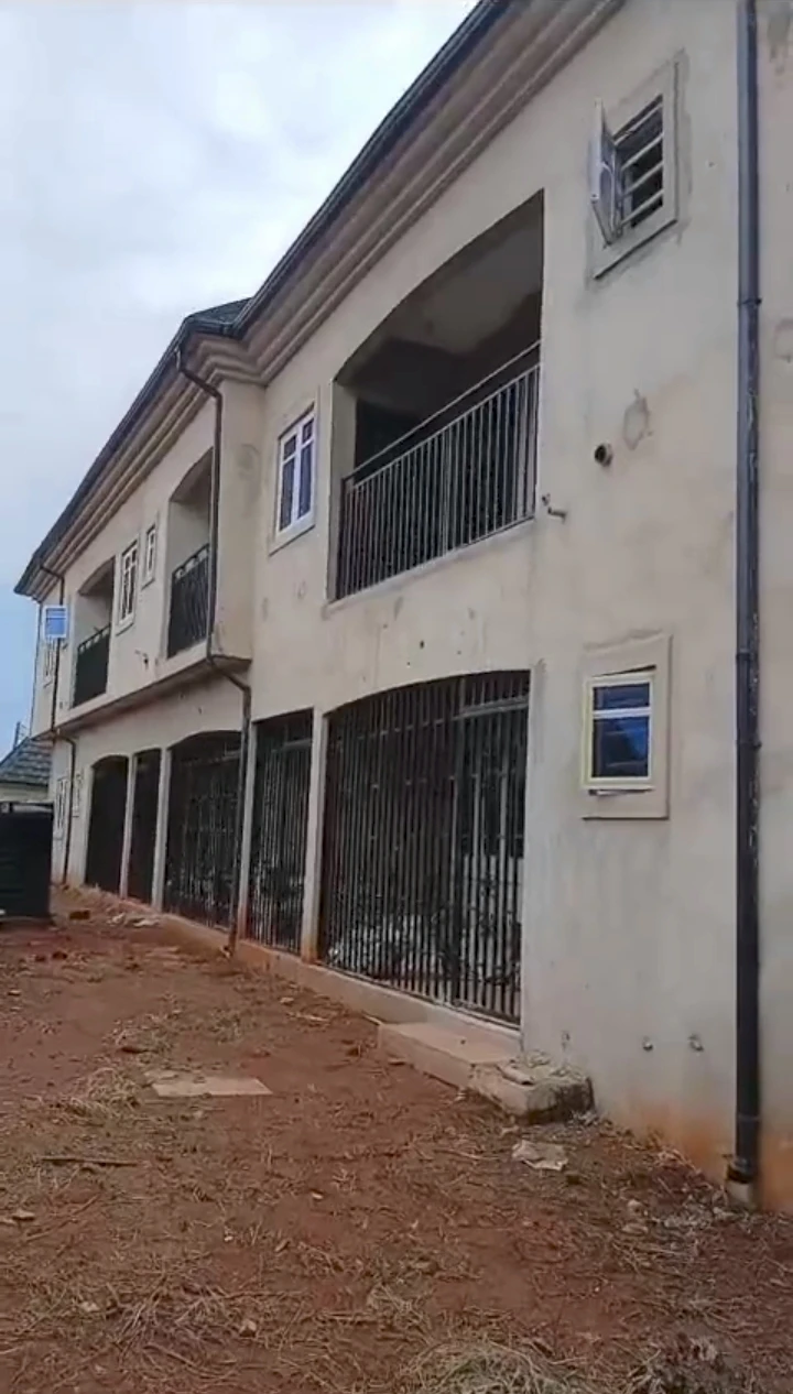 Duplex for Sale in Ugbor central, Edo cover picture