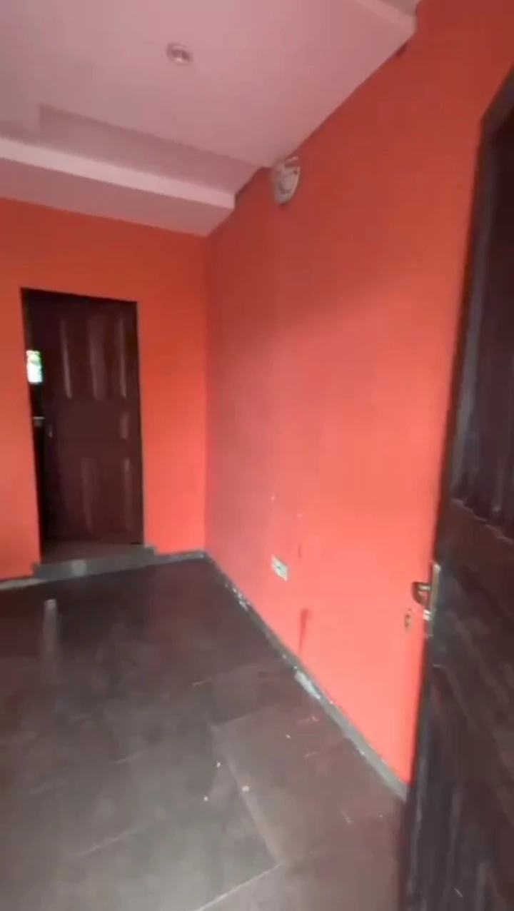 1 Bedroom Flat for Rent in Isihor, Edo cover picture