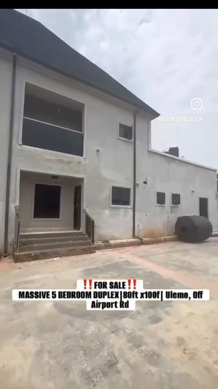 Duplex for Sale in Ulemo upper airport road, Edo cover picture