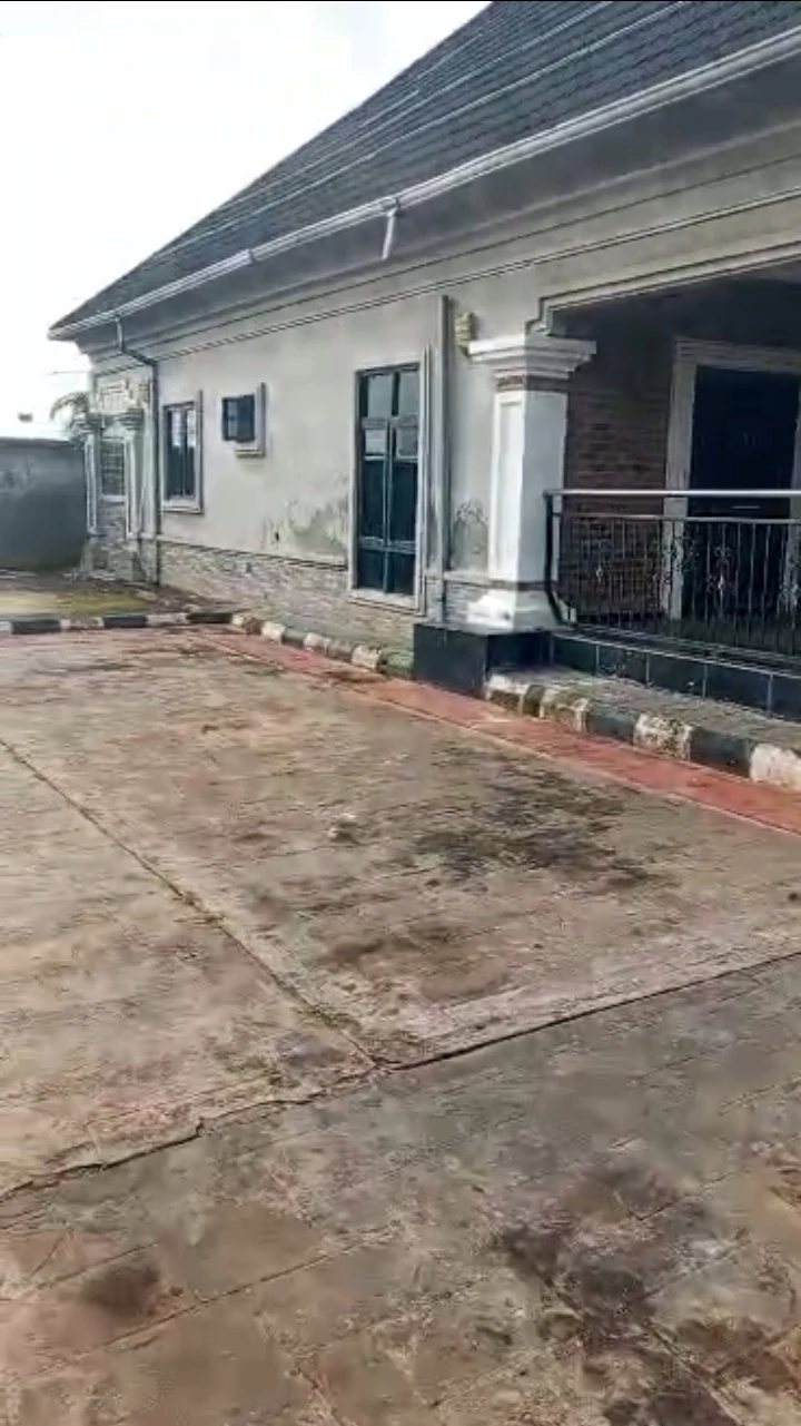 property cover photo