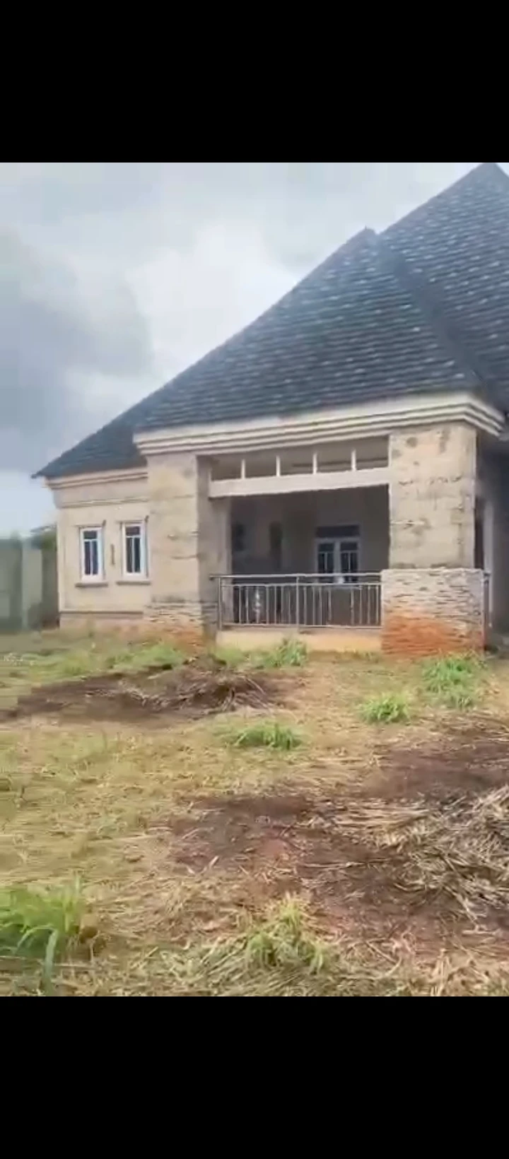Bungalow for Sale in Okhouromi, Edo cover picture