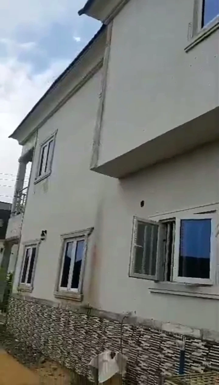 Duplex for Sale in Omenta effurru, Delta