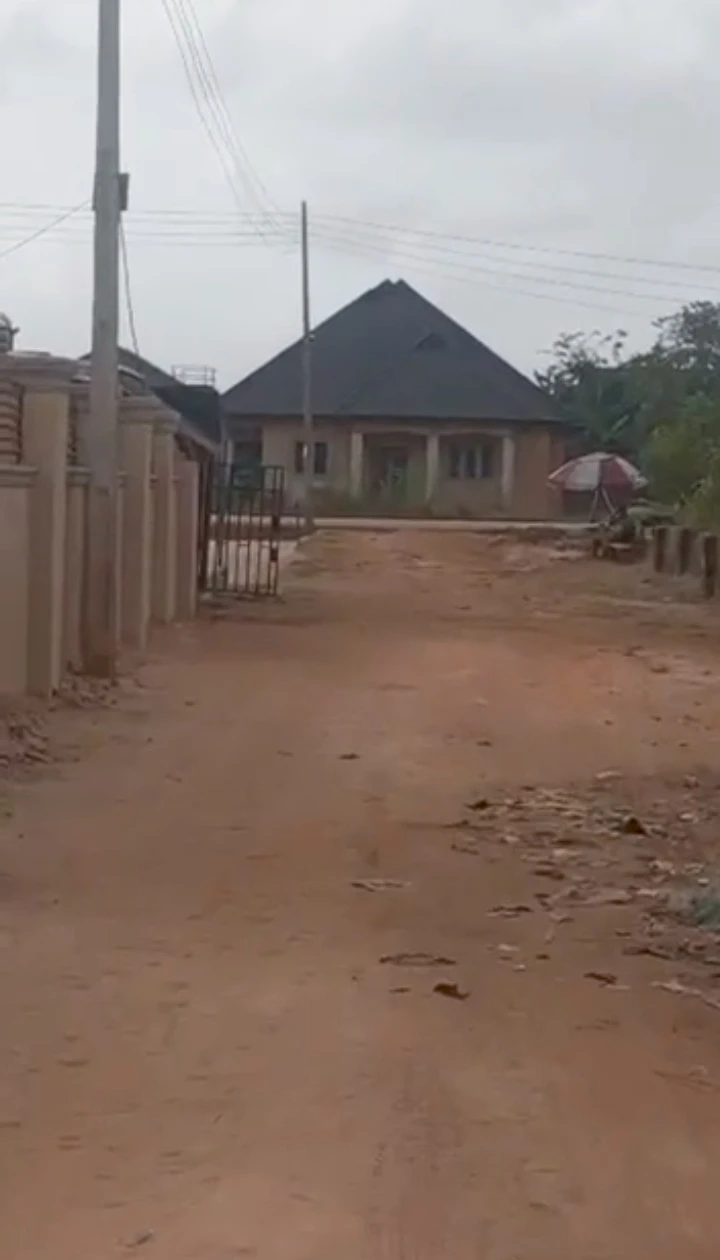 Uncompleted Building for Sale in Okhabere, Edo cover picture