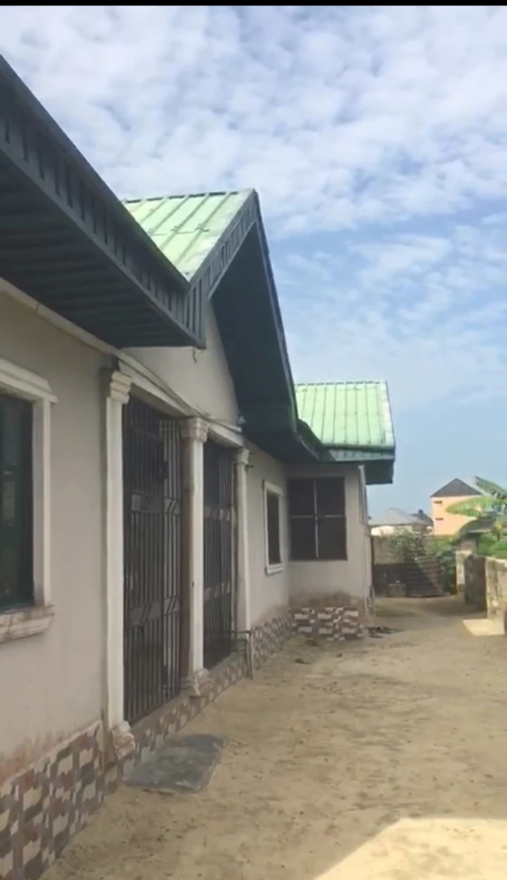 Bungalow for Sale in NEW OKPE ROAD, JEDDO, Delta cover picture