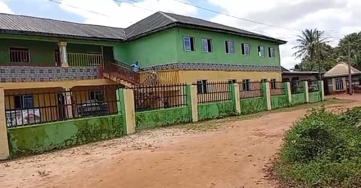 School for Sale in St savior road off upper sakpoba road Benin city, Edo cover picture
