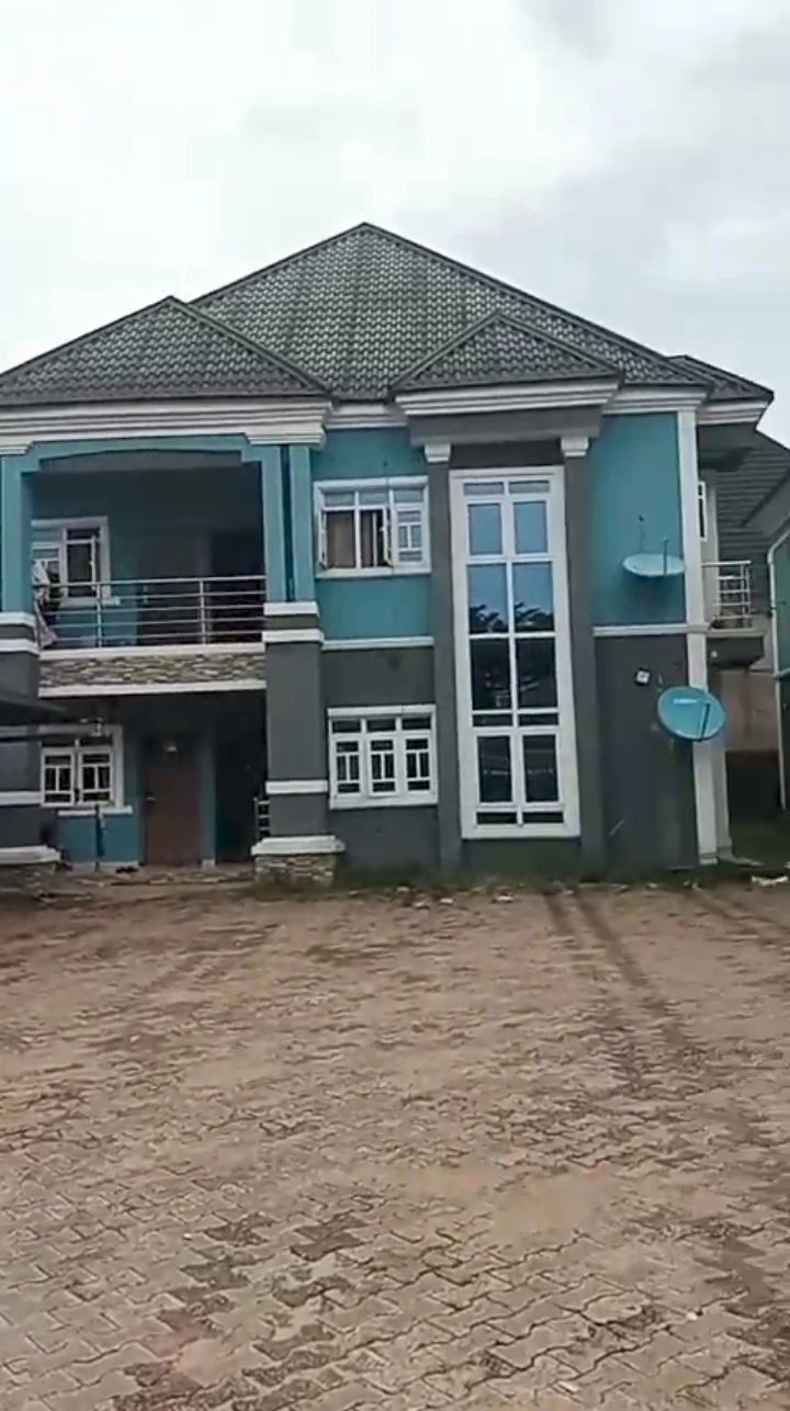 3 Bedroom Flat for Sale in Ugbor, Edo cover picture