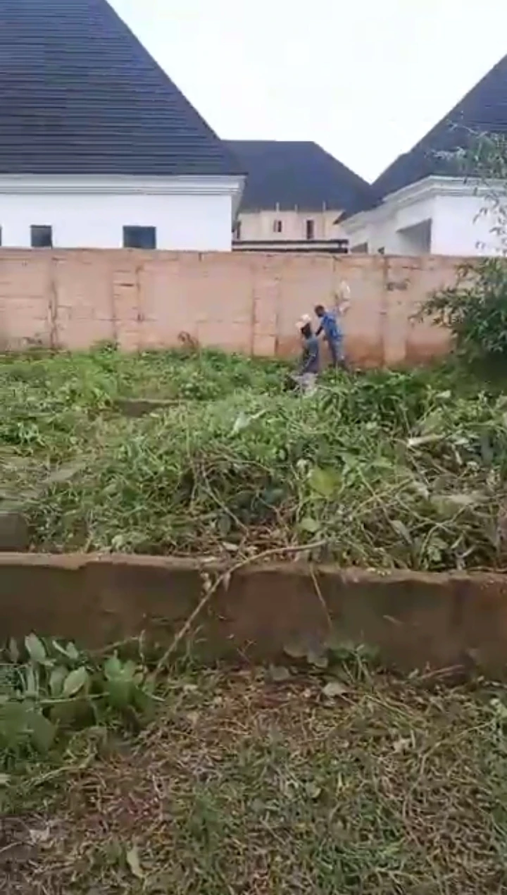 Uncompleted Building for Sale in Ohghobi, Edo cover picture