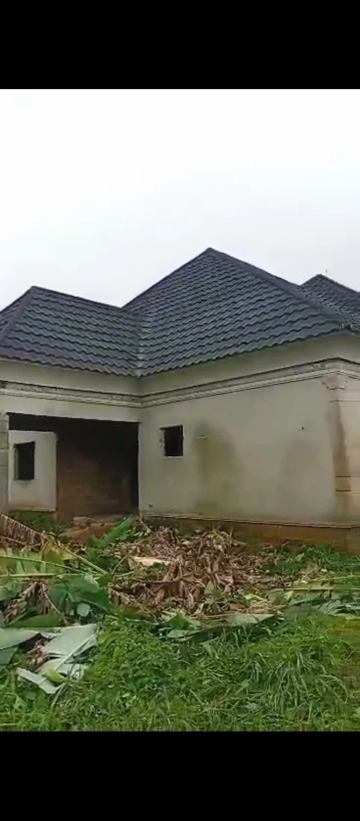 Uncompleted Building for Sale in Obagie road, Edo cover picture