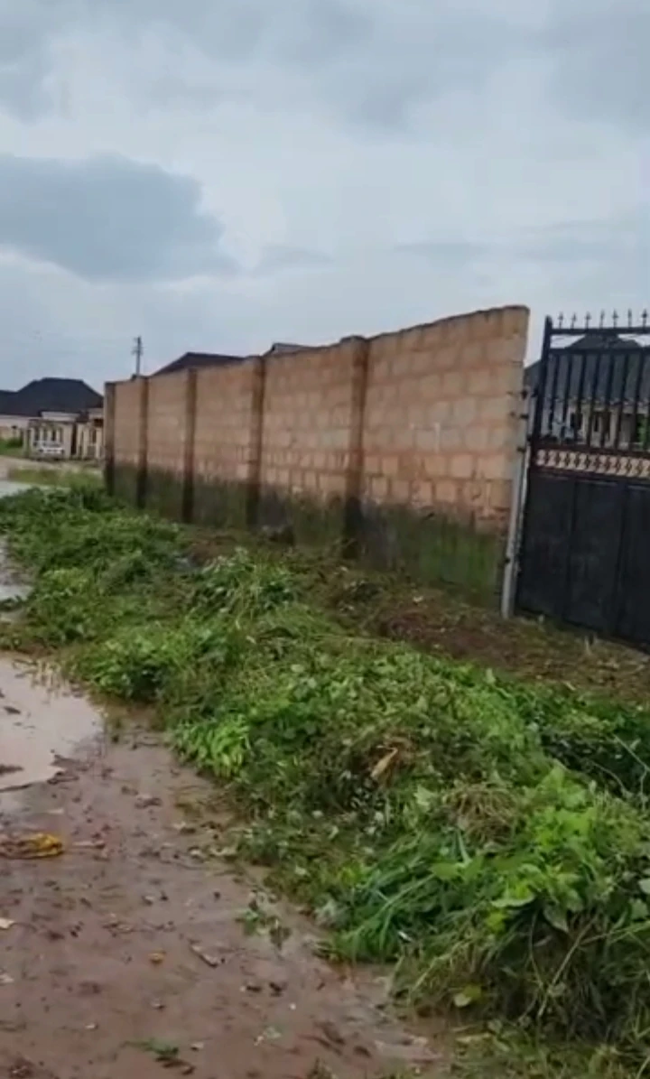 property cover photo