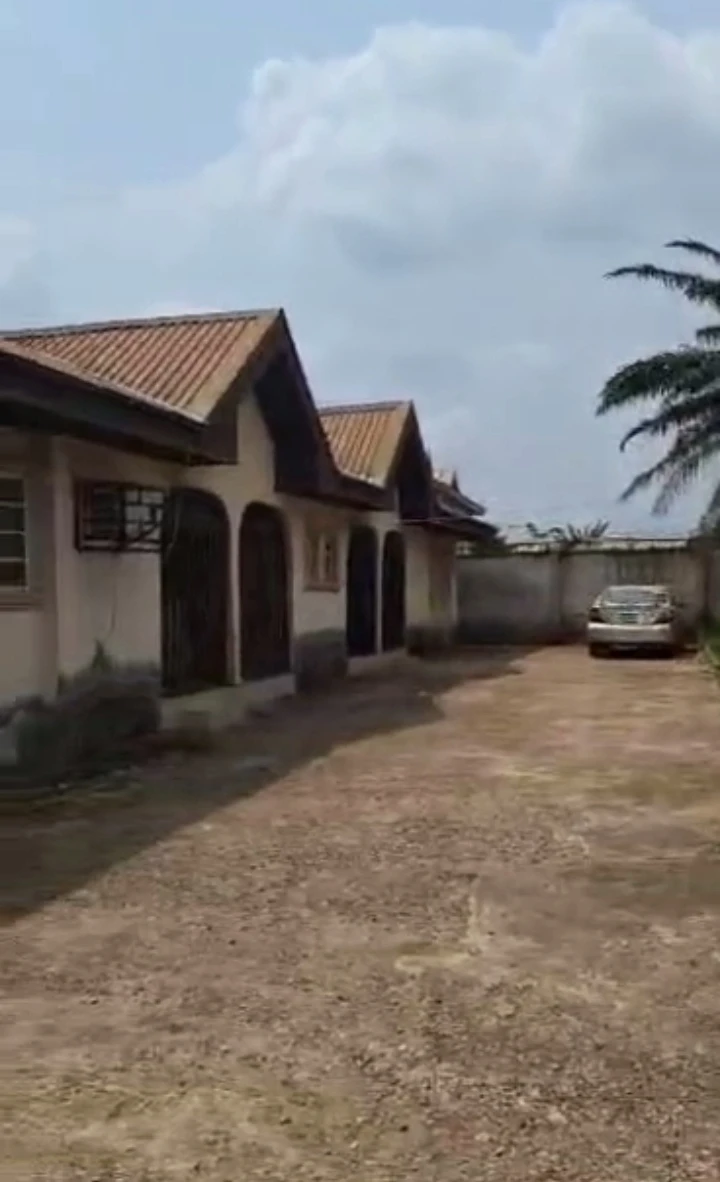 property cover photo