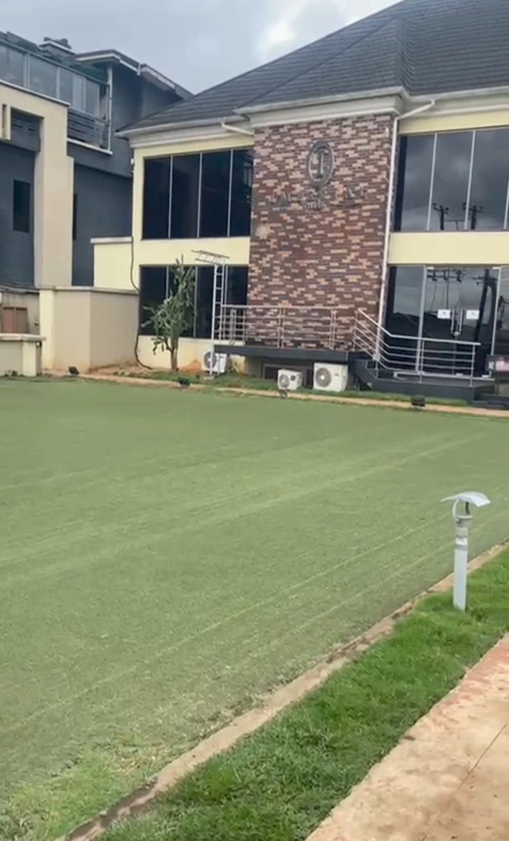 property cover photo