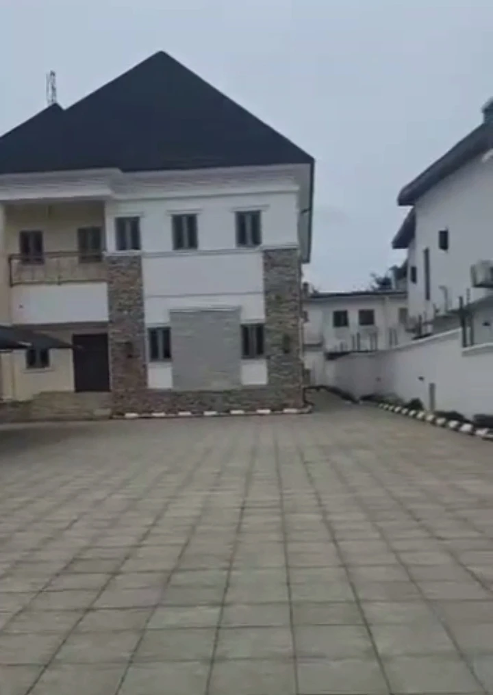 property cover photo