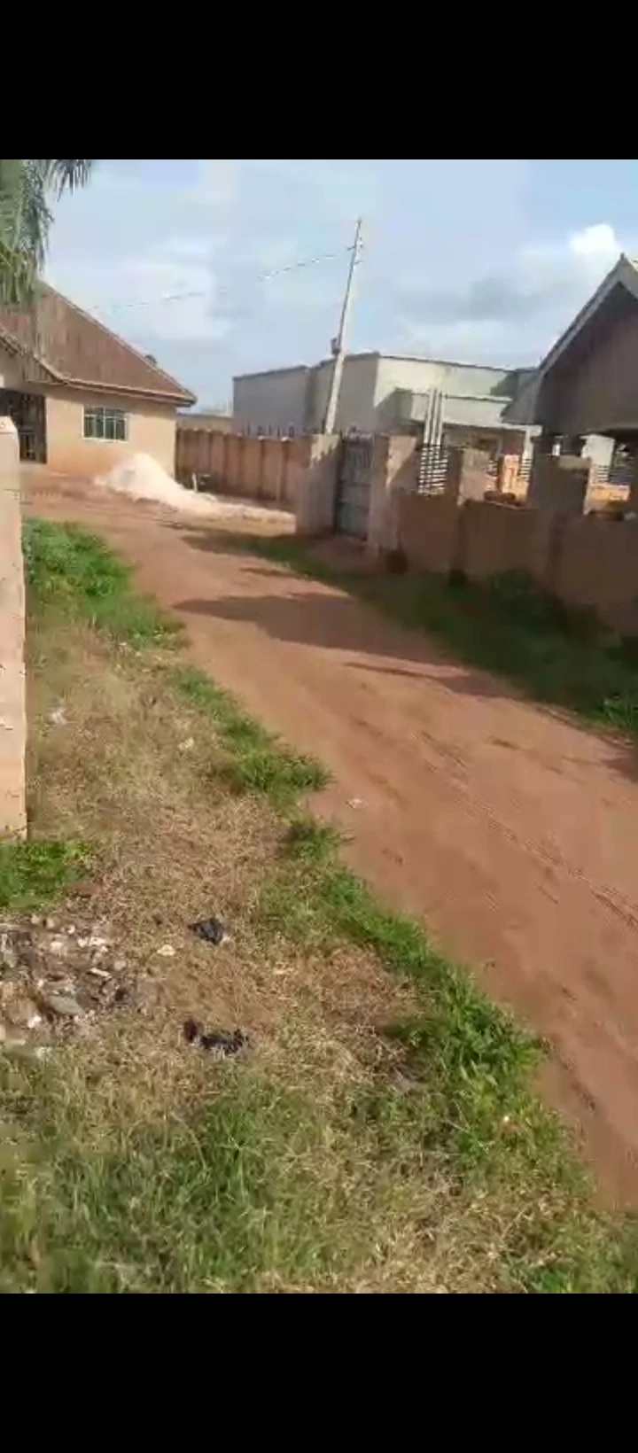 Land for Sale in Upper siluko, Edo cover picture