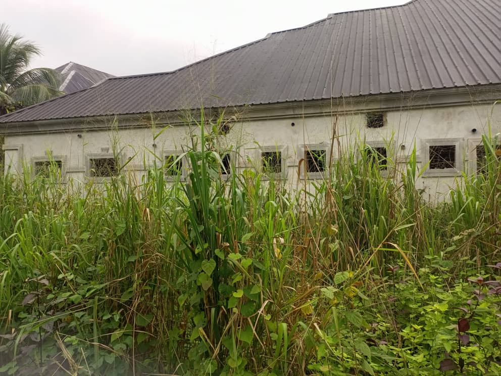 Mansion for Sale in Off ring road 3, Akwa Ibom - Image 3