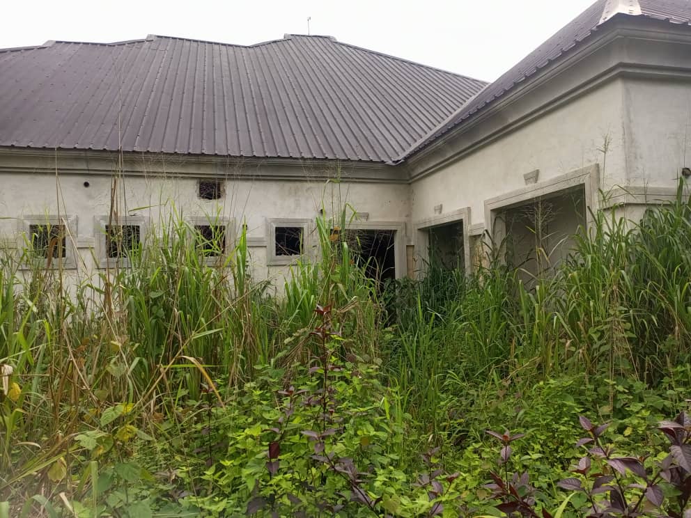 Mansion for Sale in Off ring road 3, Akwa Ibom - Image 4