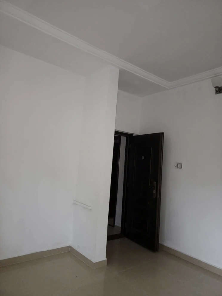 2 Bedroom Flat for Rent in New ring road 3, Akwa Ibom - Image 5