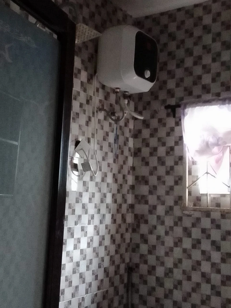 1 Bedroom Flat for Rent in Osongama Housing estate, Akwa Ibom - Image 4