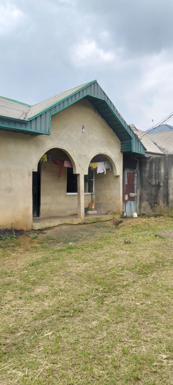 Bungalow for Sale in Nwaniba road, Akwa Ibom - Image 3