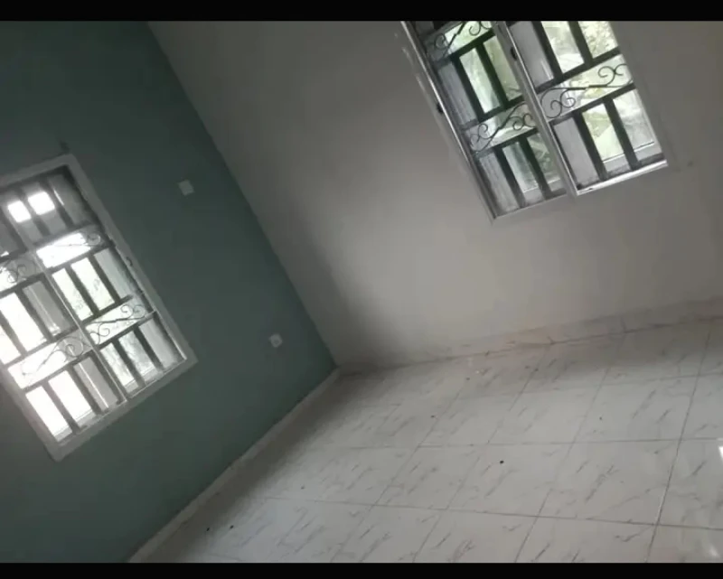 4 Bedroom Flat for Rent in At mbierebe, Akwa Ibom - Image 2