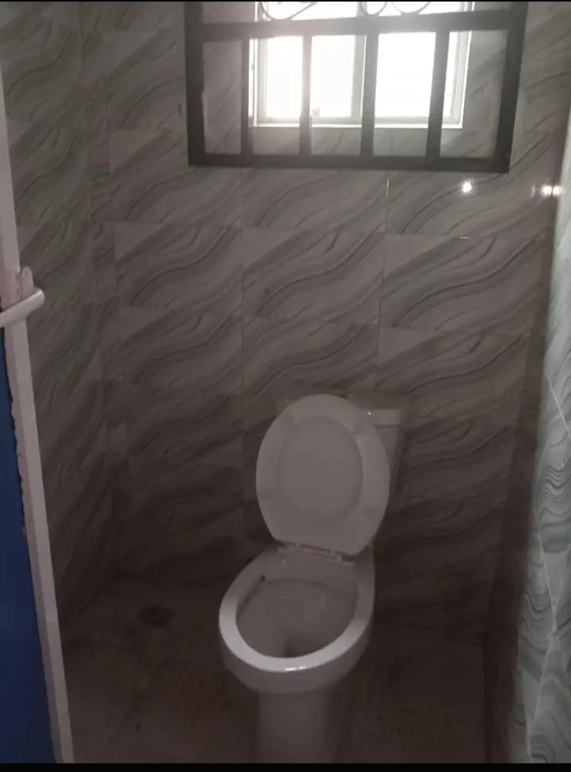 4 Bedroom Flat for Rent in At mbierebe, Akwa Ibom - Image 1