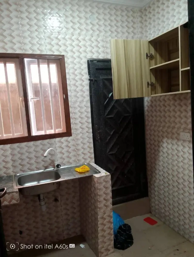 1 Bedroom Flat for Rent in Ekpri nsukara off nwaniba road, Akwa Ibom - Image 3