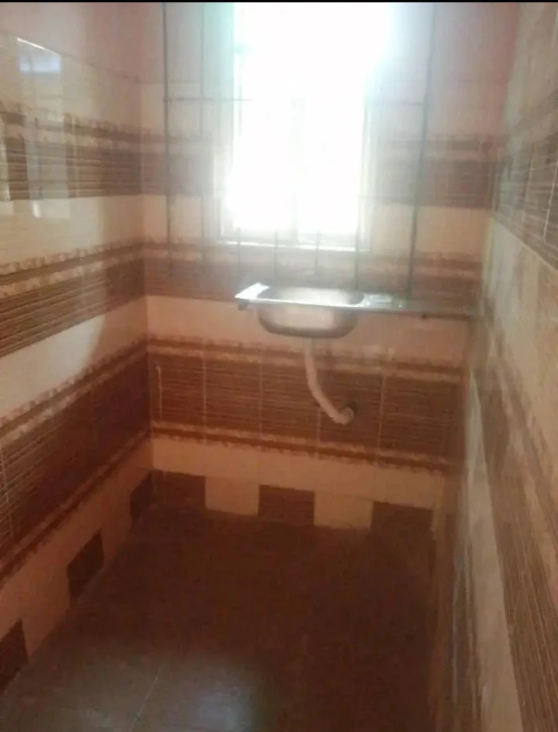 SelfContain for Rent in Idoro road by major road, Akwa Ibom - Image 2