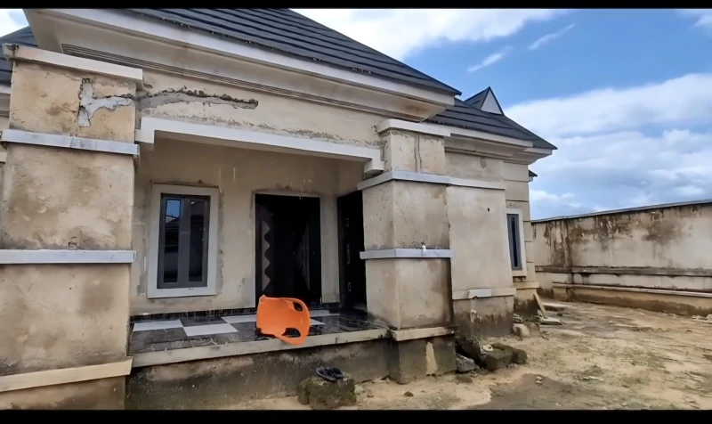 Bungalow for Sale in Nwaniba road, Akwa Ibom - Image 2
