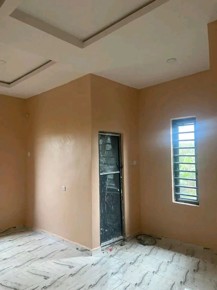 3 Bedroom Flat for Rent in Off nelson Mandela/school road, Akwa Ibom - Image 3