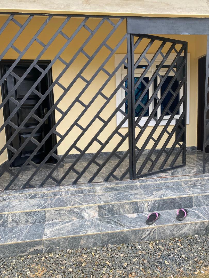 2 Bedroom Flat for Rent in Shelter Afrique extension, Akwa Ibom - Image 1