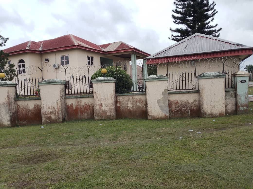 Duplex for Sale in Ewet housing estate, Akwa Ibom - Image 2