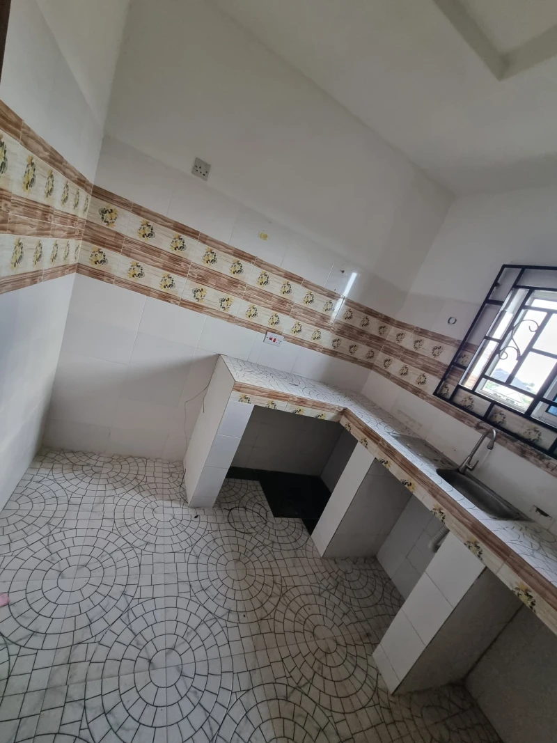 SelfContain for Rent in Ekpri nsukara,off nwaniba, Akwa Ibom - Image 3