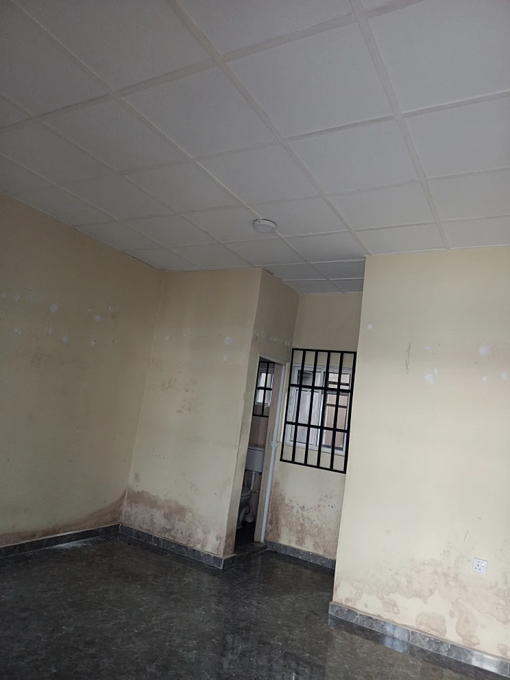 SelfContain for Rent in Ring road, Akwa Ibom - Image 6